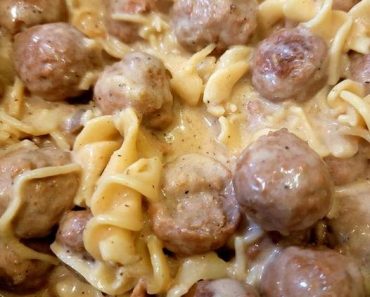 Creamy Mushroom Meatball Pasta