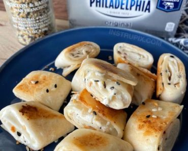Crispy Everything Bagel Pinwheel Bites