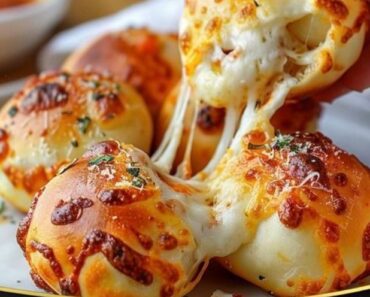 Cheesy Pizza Bombs