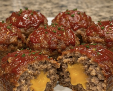 Cheddar Meatloaf Muffins Cheddar Meatloaf Muffins